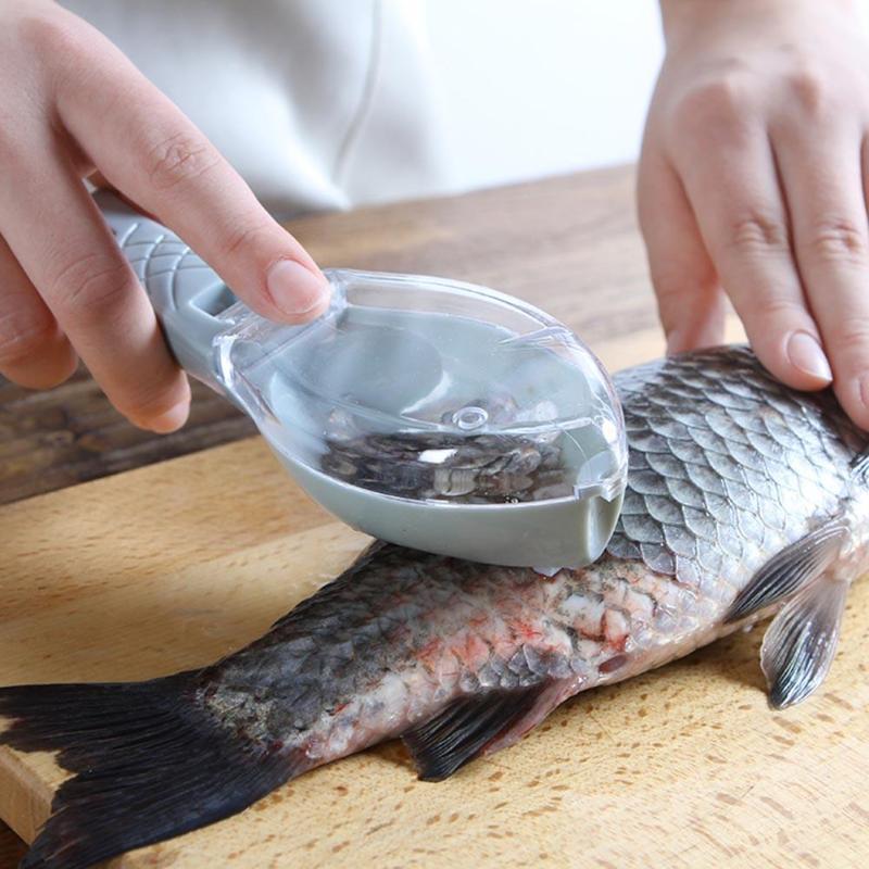 Manually remove fish scales with lid kitchen tools with lid fish scale scraping fish scale planer scraper plastic scraping fish scale gadgets portable