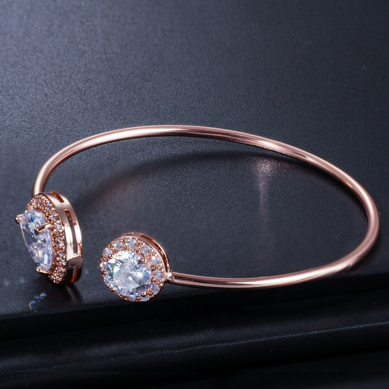 Zircon Bracelet S0136 Korean version of drop-shaped zircon bracelet, sweet and simple opening, adjustable bracelet, all-match jewelry