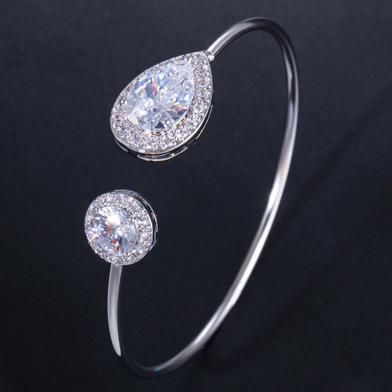 Zircon Bracelet S0136 Korean version of drop-shaped zircon bracelet, sweet and simple opening, adjustable bracelet, all-match jewelry