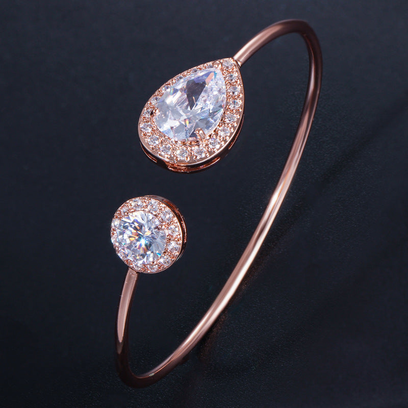 Zircon Bracelet S0136 Korean version of drop-shaped zircon bracelet, sweet and simple opening, adjustable bracelet, all-match jewelry