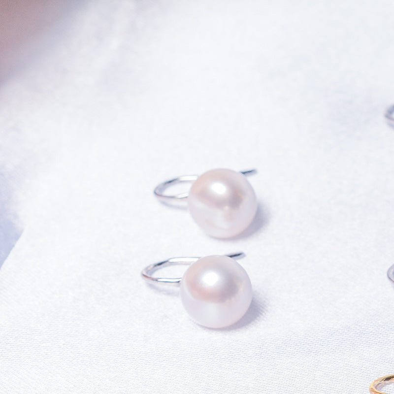 Strong light natural freshwater pearl earrings light luxury temperament 925 sterling silver gold-plated silver high-heeled shoes earhook earrings for women