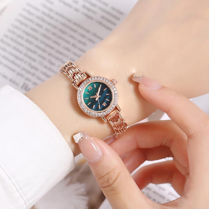 Natural Mother-of-pearl hot selling small gold watch women's exquisite small dial light luxury watch mother-of-pearl dial