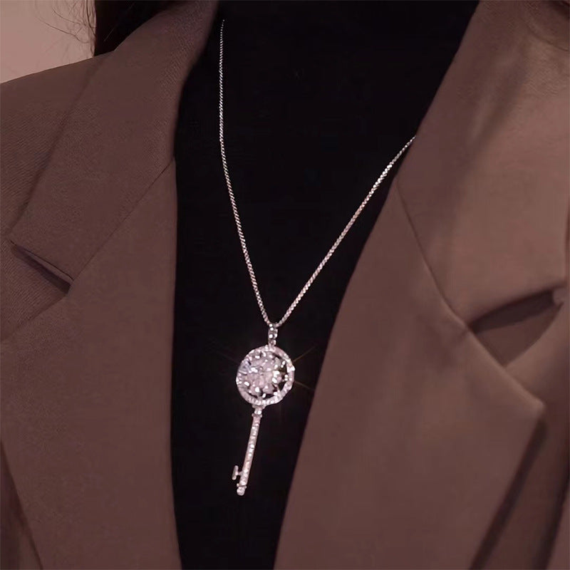 New Happiness Door Key Rotatable Pendant Clavicle Chain Titanium Steel Necklace Women's Non-fading Jewelry