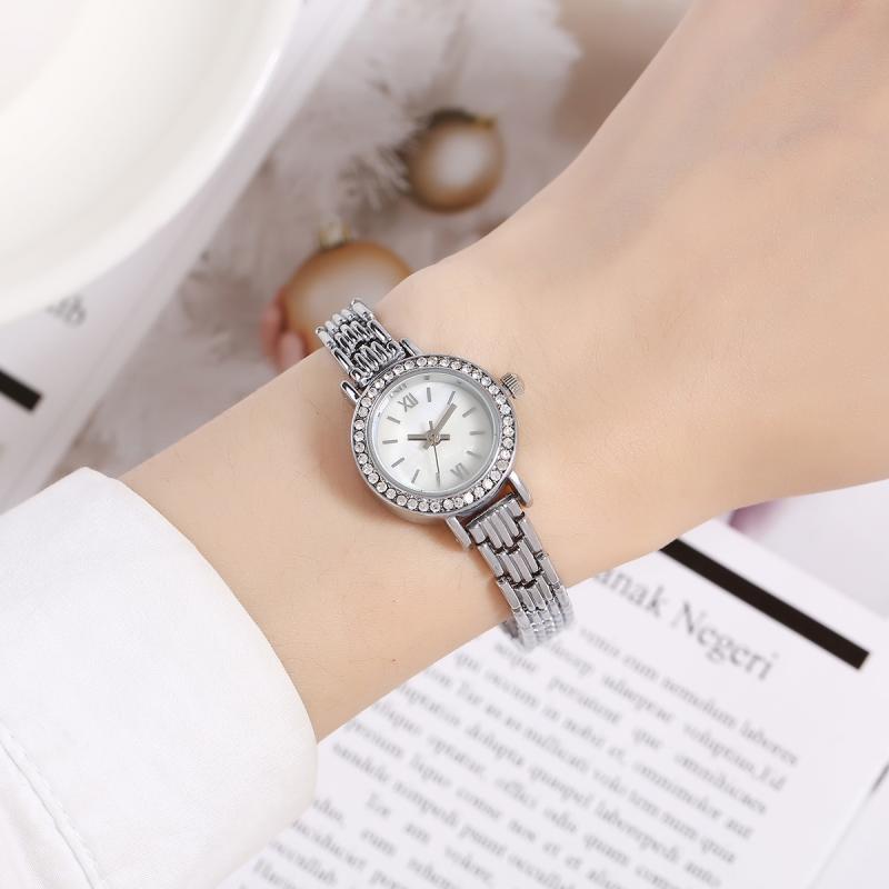 Natural Mother-of-pearl hot selling small gold watch women's exquisite small dial light luxury watch mother-of-pearl dial