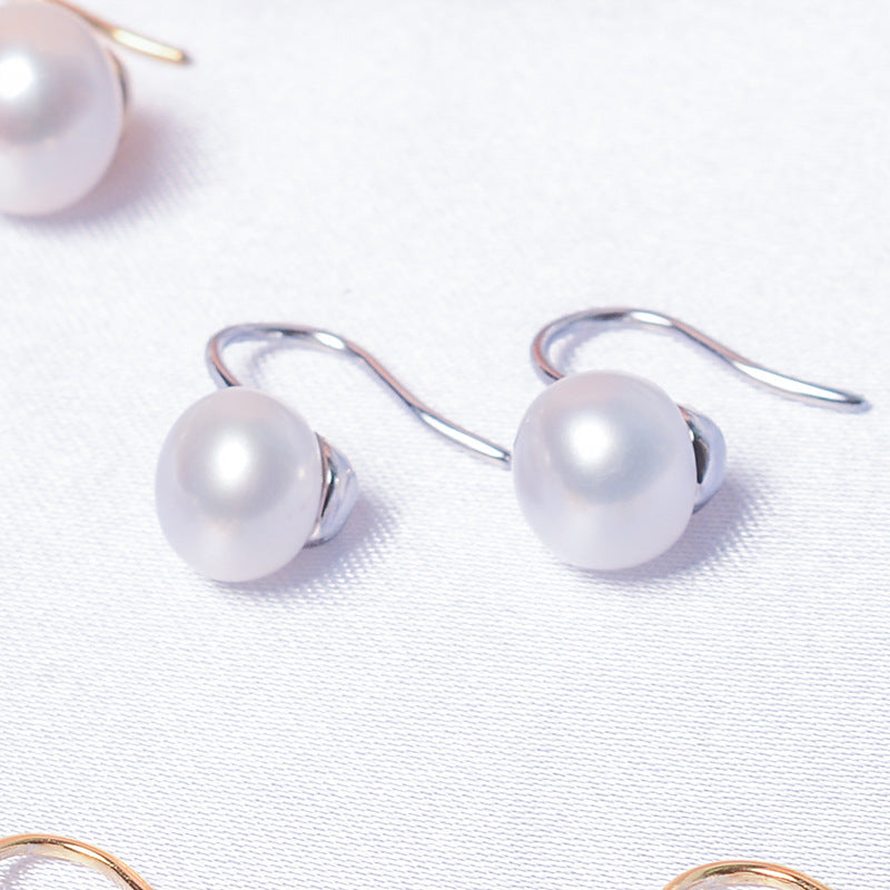 Strong light natural freshwater pearl earrings light luxury temperament 925 sterling silver gold-plated silver high-heeled shoes earhook earrings for women