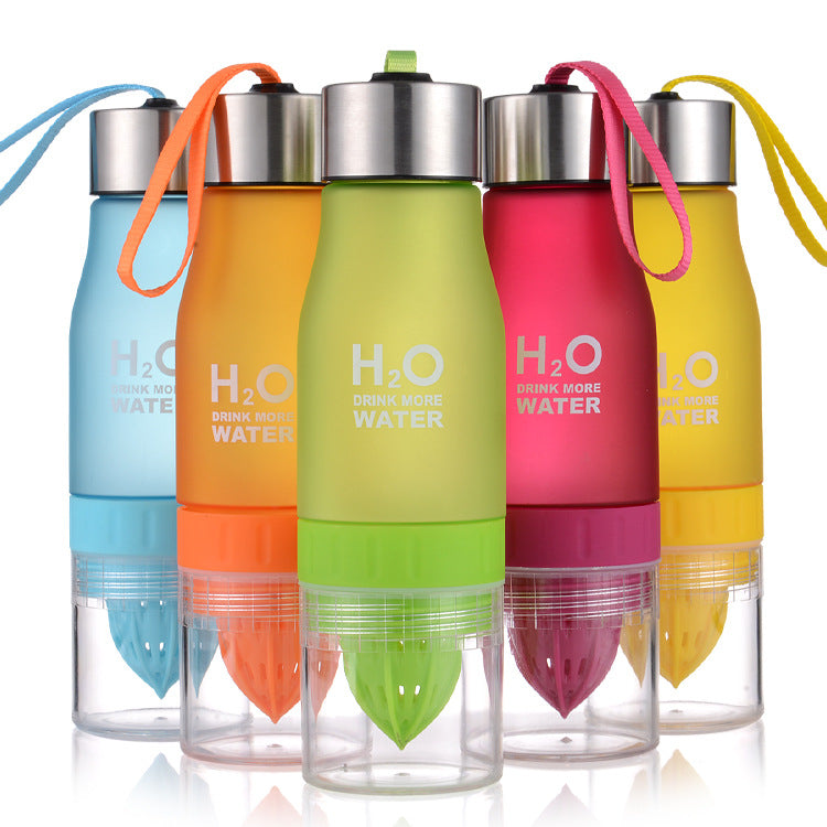 Xmas Gift 650ml Infuser Water Bottle plastic Fruit infusion Kids Drink Outdoor Sports bottle Juice lemon Portable Kettle