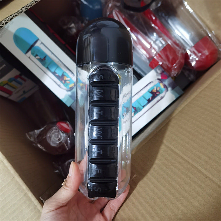 2 in 1 water cup medicine box 7 compartments outdoor portable water bottle one week medicine box water cup large-capacity